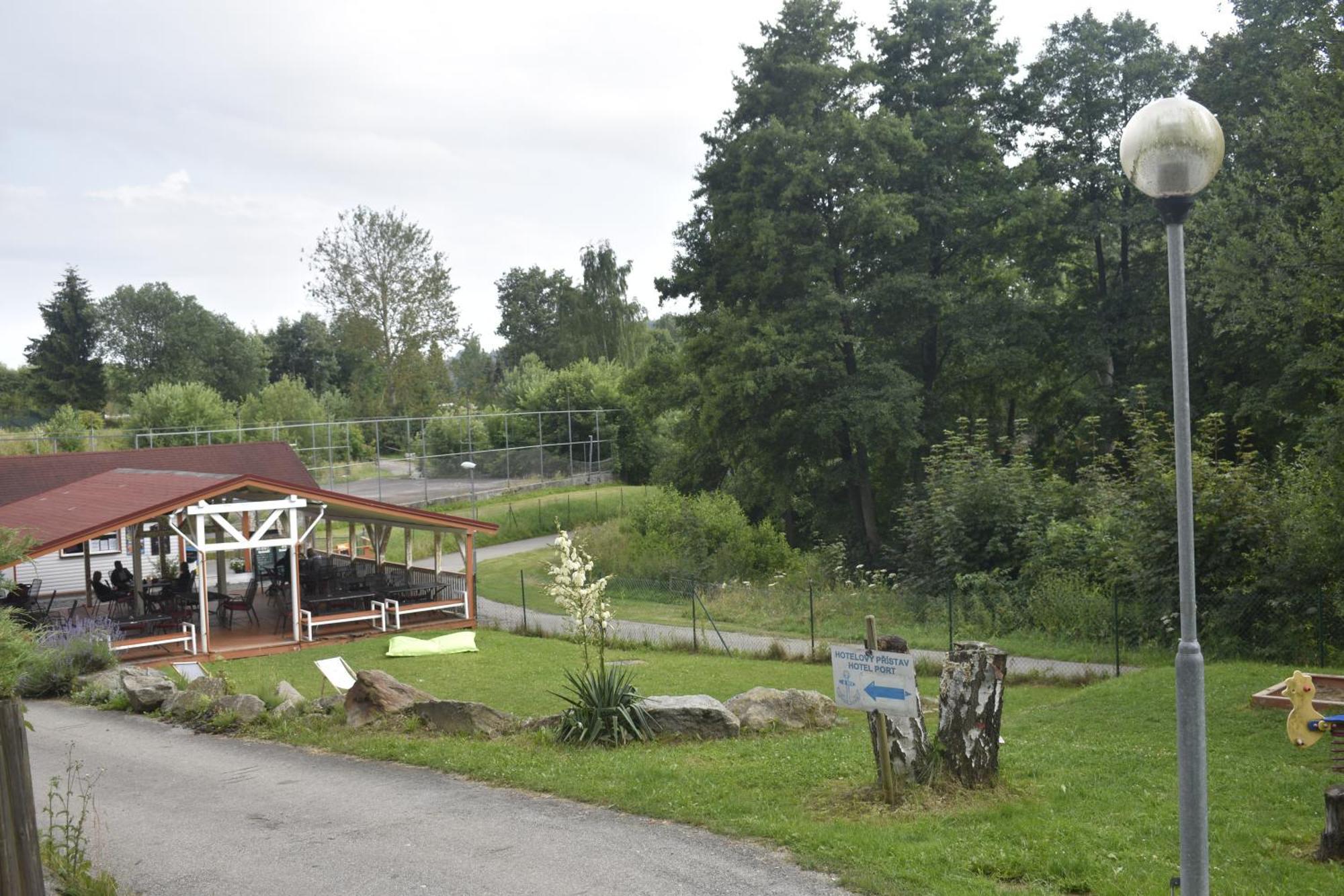 Ubytovani Hanka V Pokoji S Bakonem C408 Frymburk Exterior photo